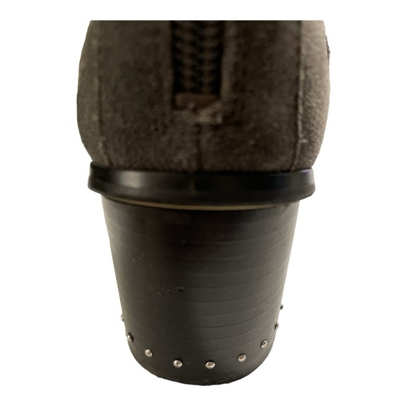 Marc Fisher Grey Suede Leather Ankle Boots with Chunky Heel, Silver Studs sz 8 - Picture 7 of 10